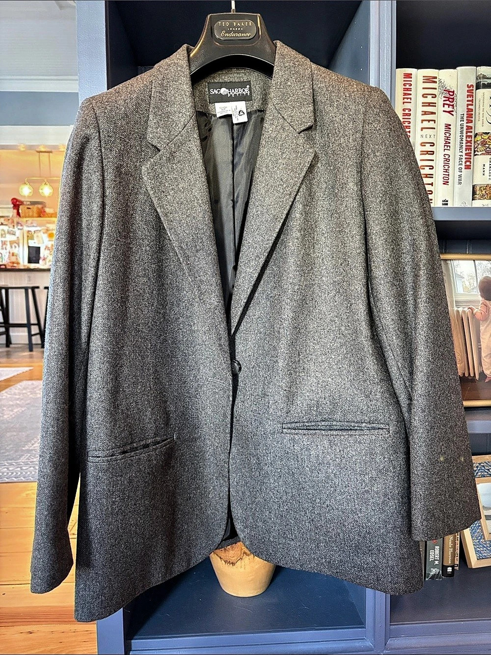 Sag Harbor Gray Blazer Size 6P Like New